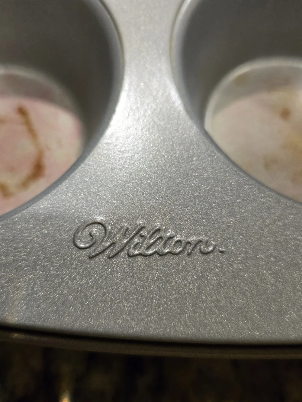 Wilton 5 Piece Nonstick Baking Sheets & Cupcake Pans